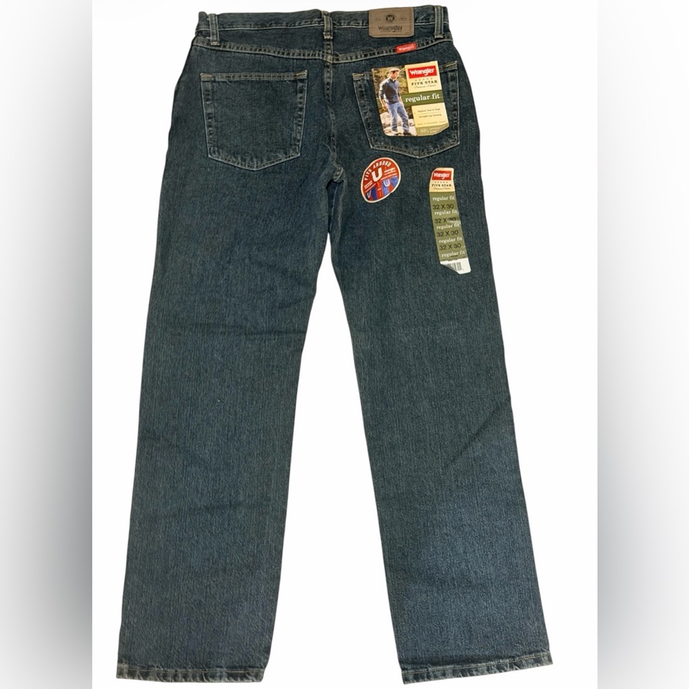 Wrangler Men's Straight Leg Jeans in Dark Blue Denim
